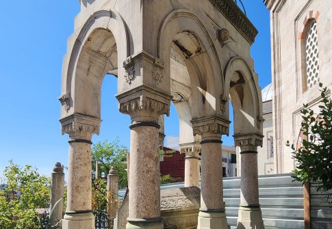 Yavuz Sultan Selim Camii Haziresi